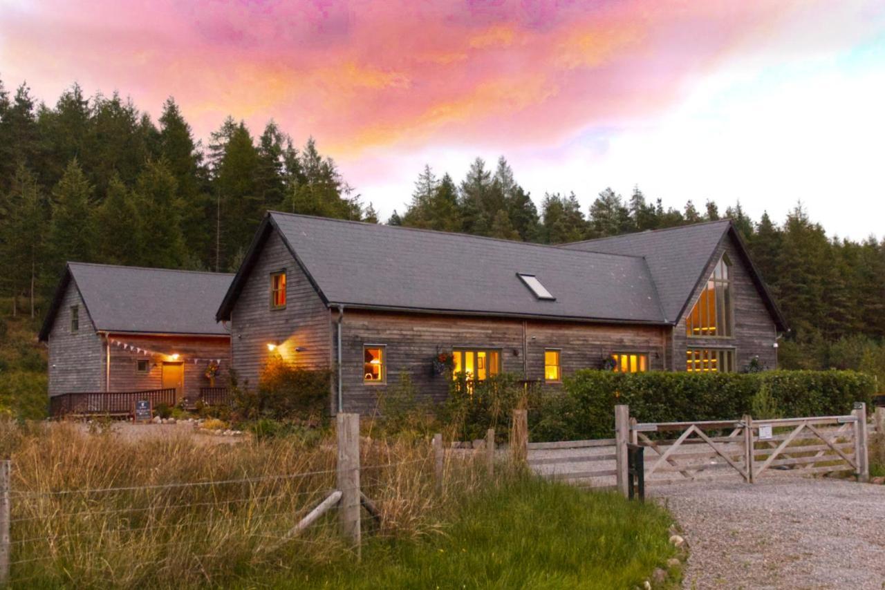 Faebuie Cottages Dalchreichart Eksteriør bilde